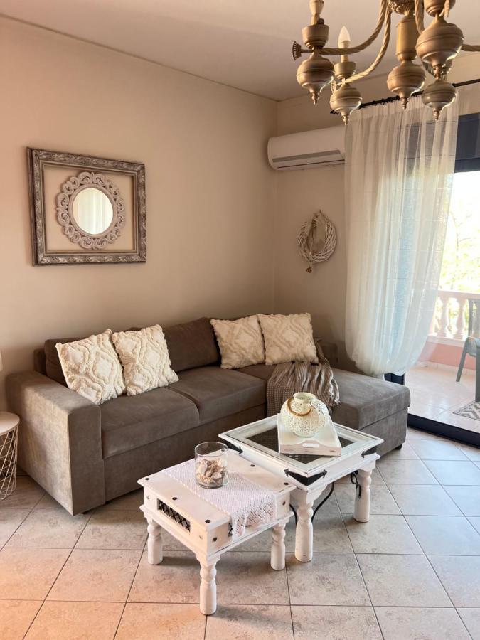 Ostraco Suite 2 نافبكْتوس المظهر الخارجي الصورة